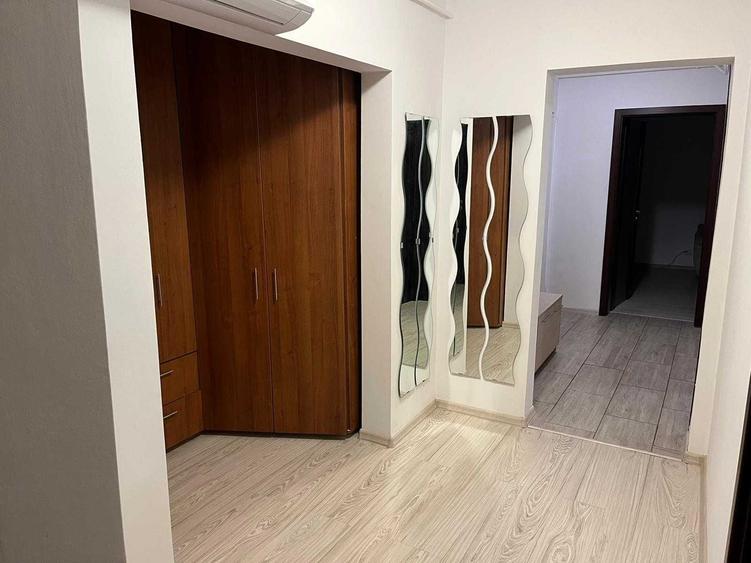 Apartament cu 3 camere decomandat în Militari