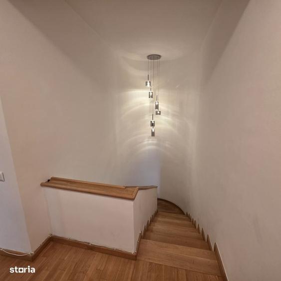 Apartament cu 4 camere în Herăstrău