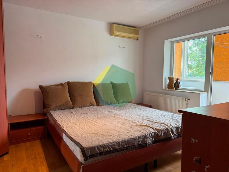 Apartament cu 4 camere în Central