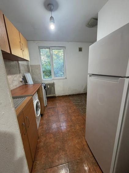 Drumul Taberei-Metrou etaj 1/4 .Apartament 3 Camere - 7