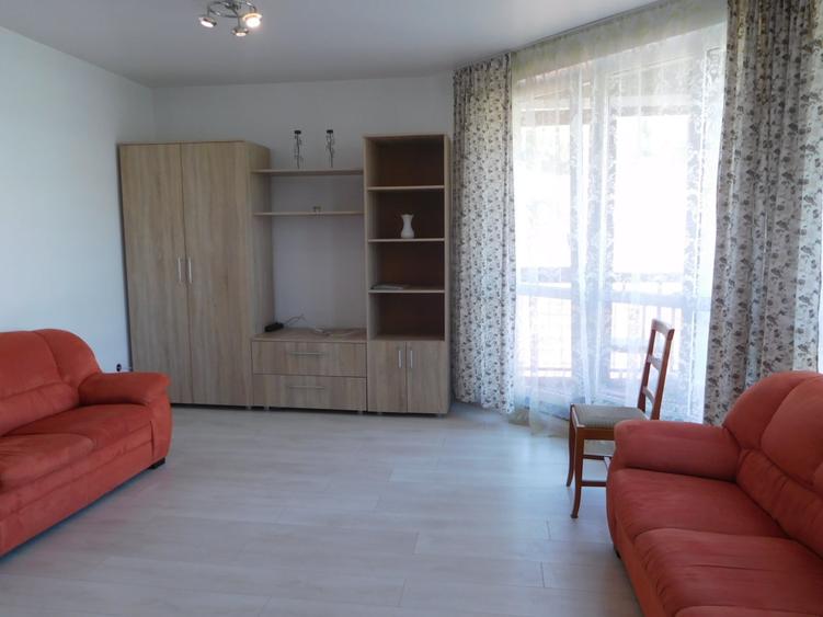 Apartament cu 3 camere decomandat în Grigorescu