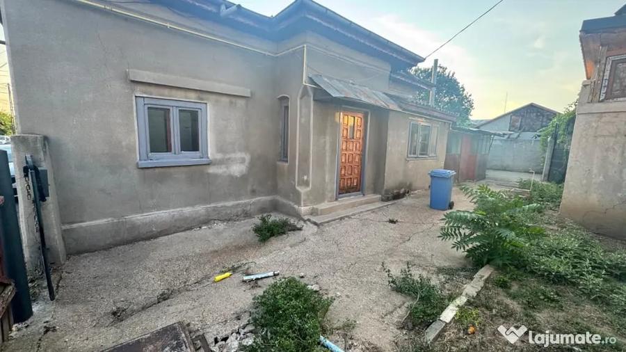 Casă cu 3 camere în Ultracentral