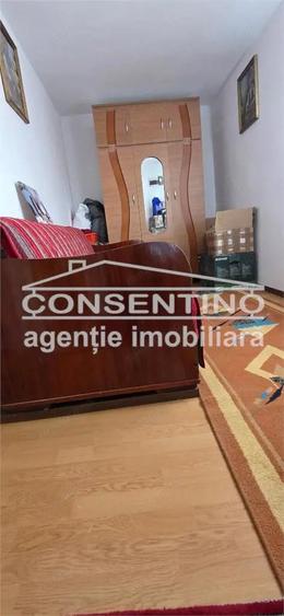 Casă cu 3 camere cu Teren 1439 Mp în Movila Banului