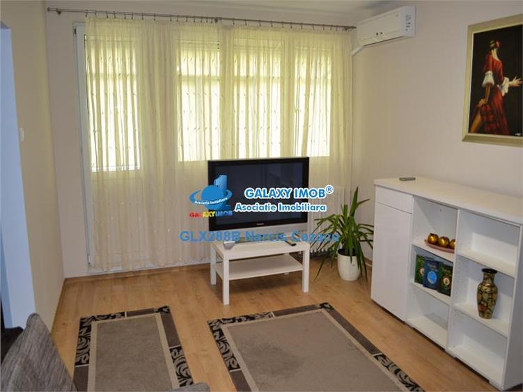 Apartament cu 2 camere semidecomandat, mobilat în Central