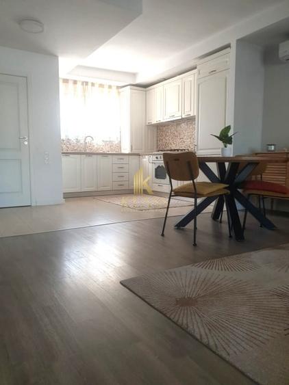 Casă individuală cu 3 camere cu Piscina în Ștefăneștii de Jos