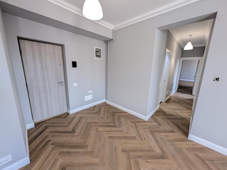 Apartament cu 3 camere în Aviației