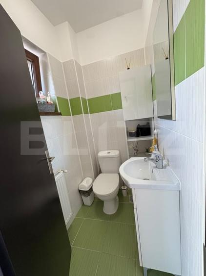 Casă individuală cu 3 camere decomandat cu Canalizare în Sânpetru