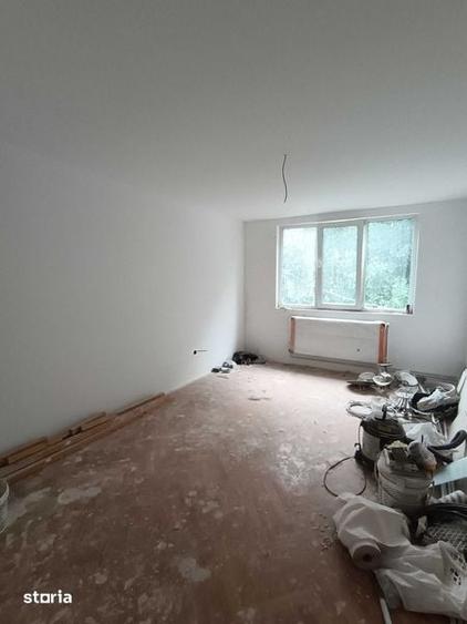 Apartament cu 3 camere în Țiglina 2