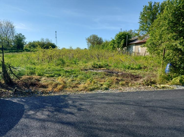 Teren intravilan de 1615 mp, în Călugăreni