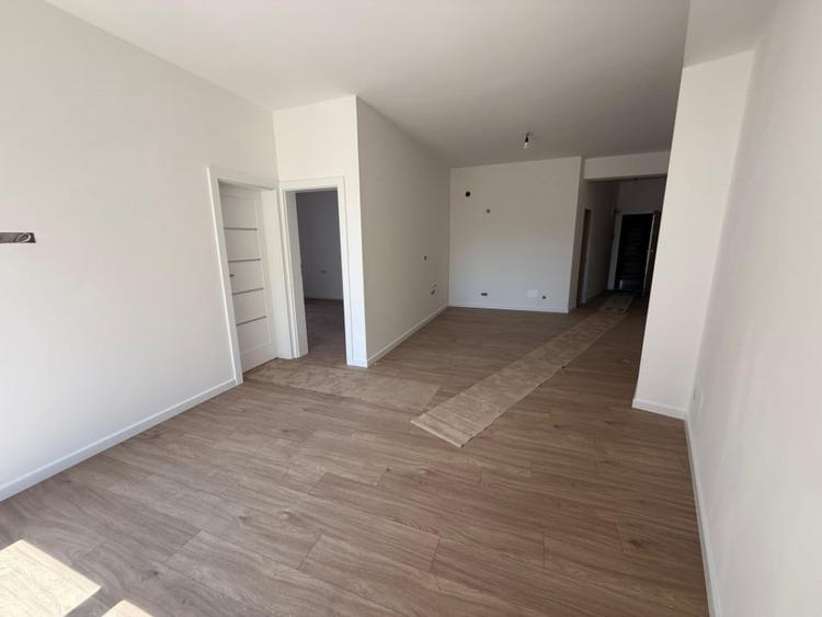 Apartament 3 camere, 57 mp, Centru - 6