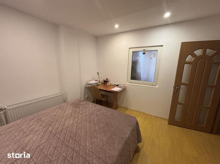 Apartament cu 2 camere decomandat în Dâmbul Rotund