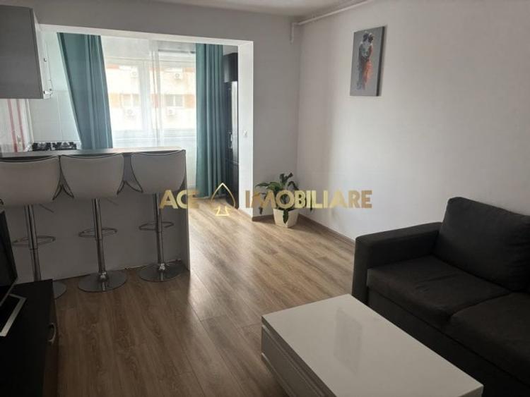 Apartament cu 2 camere decomandat, mobilat în Theodor Pallady