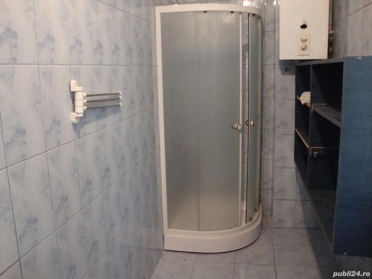 Casă cu 7 camere cu Teren 338 Mp în Central