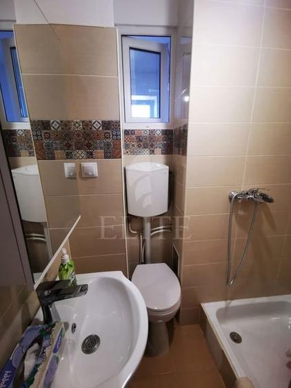Apartament cu 3 camere semidecomandat în Gheorgheni