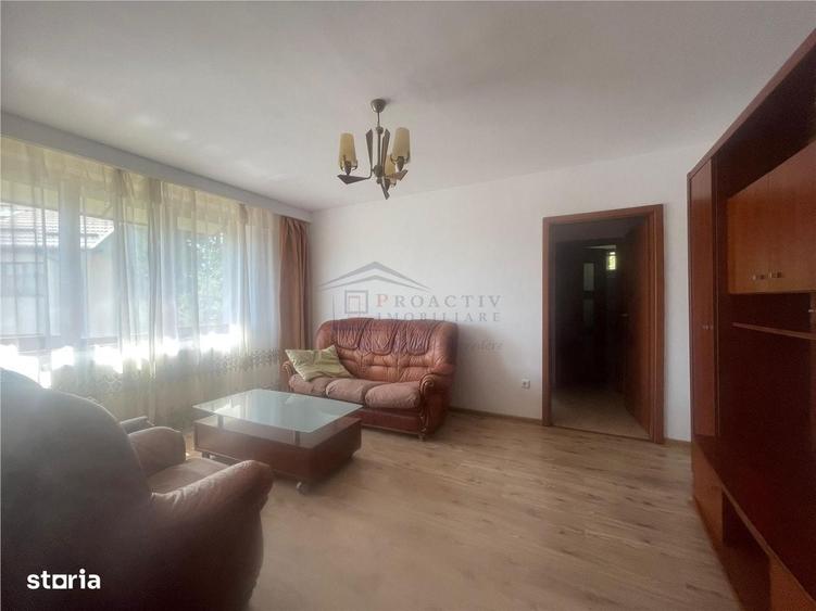 Apartament cu 3 camere semidecomandat în Ultracentral