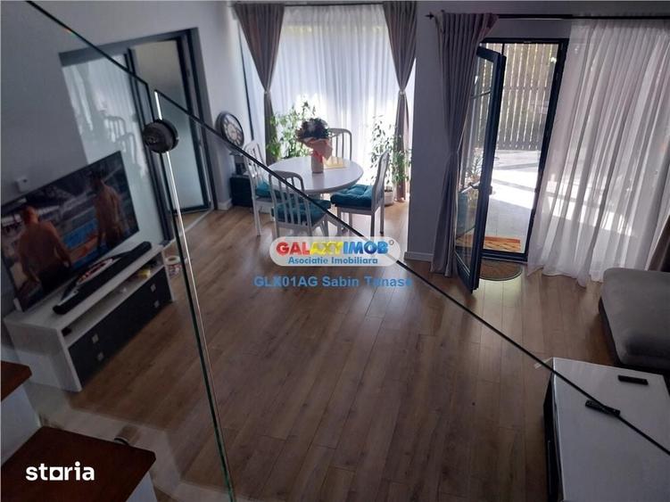 Casă cu 4 camere cu Teren 160 Mp în Ștefănești