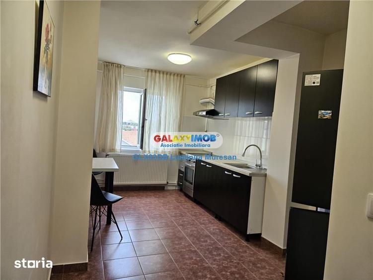Apartament cu 2 camere semidecomandat, mobilat în Micro 9