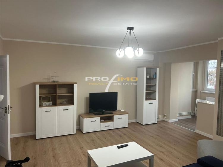 Apartament cu 2 camere decomandat în City Park Mall