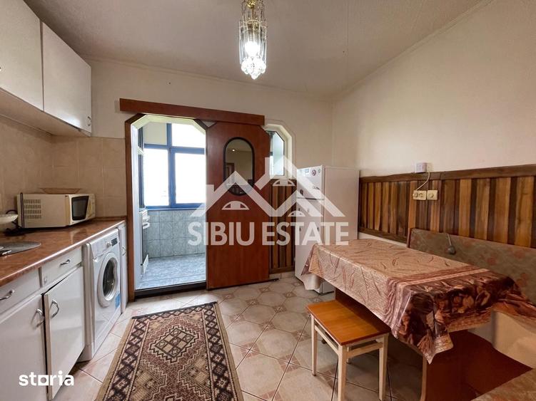 Apartament cu 2 camere decomandat în Vasile Aaron