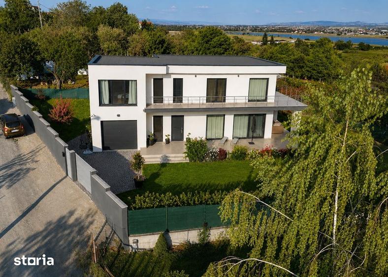 Casă cu 5 camere cu Teren 800 Mp în Podgoria