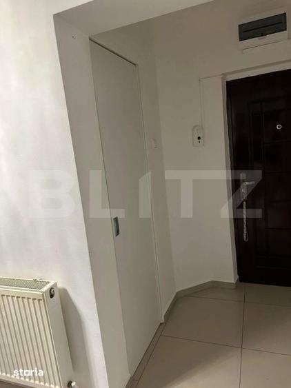 Apartament cu 3 camere în Micro 16