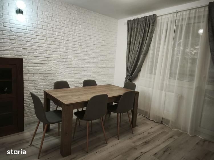 Casă cu 4 camere în Central
