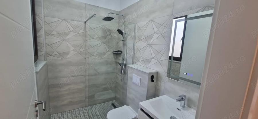 Casă cu 3 camere în Dumbrăvița