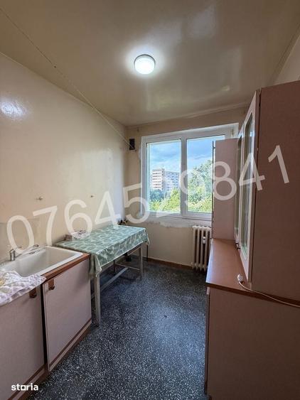 Apartament cu 2 camere decomandat în Colentina