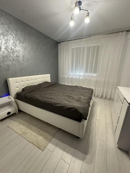 Inchiriez apartament 2 camere Militari Residence, Str. Sergent Ilie Petre 84 - 1