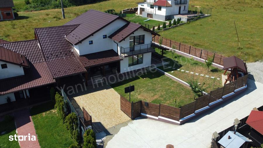 Casă cu 4 camere cu Teren 435 Mp în Curtea de Argeș