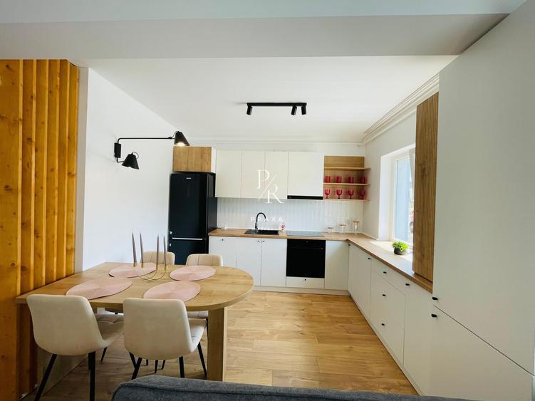 Apartament cu 2 camere semidecomandat, mobilat în Florești