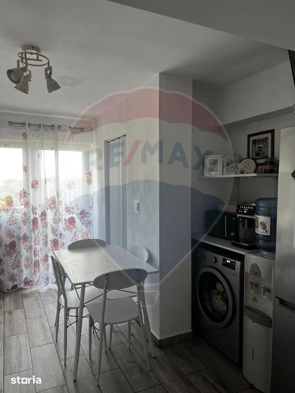 Apartament cu 3 camere decomandat în Dârste