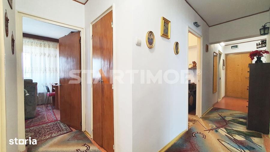 Apartament cu 4 camere decomandat în Griviței