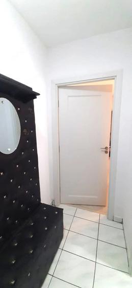 Apartament cu 2 camere semidecomandat în Vlahuță
