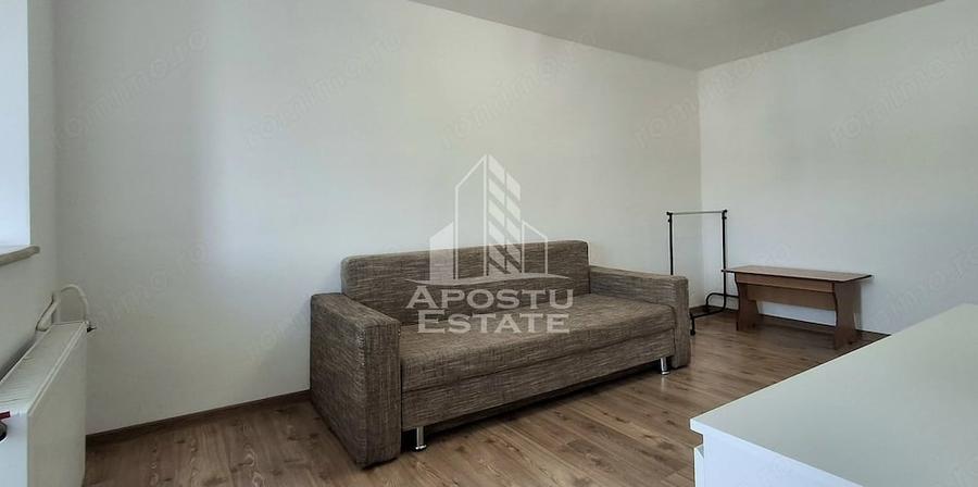 Garsoniera confort 1, Balcon inchis Micalaca - 1