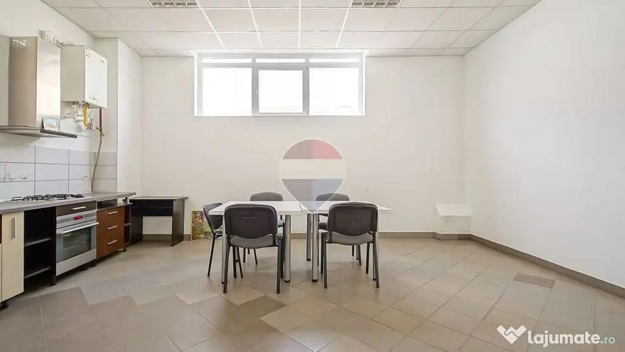 Spațiu comercial, de 370 mp, în Centură