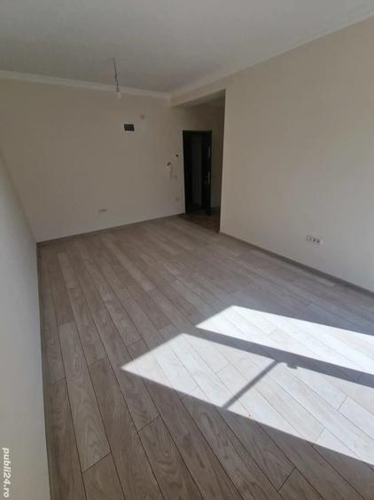 Apartament cu 2 camere decomandat în Giroc