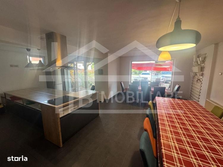 Casă cu 4 camere în Corunca