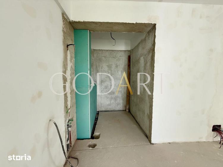 Apartament cu 3 camere în Băneasa