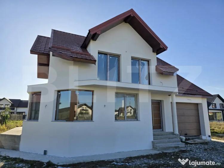 Casă cu 4 camere cu Teren 400 Mp în Central