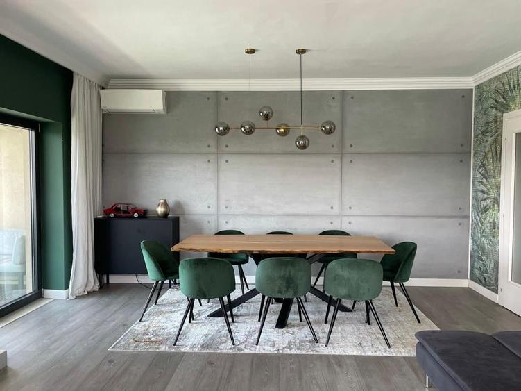 Apartament cu 4 camere decomandat în Lacul Tei