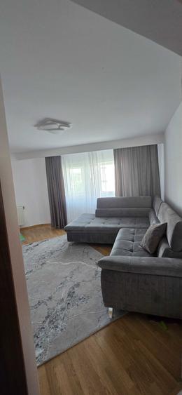 Apartament cu 2 camere decomandat în Steaua