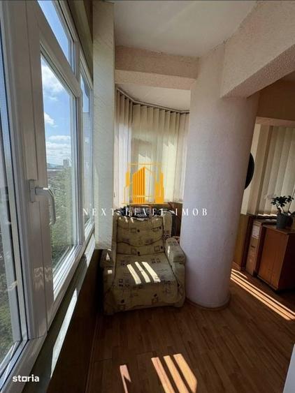 Apartament cu 3 camere decomandat în Bere