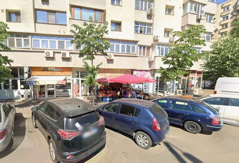 Spațiu comercial, de 100 mp, în P-ța Muncii