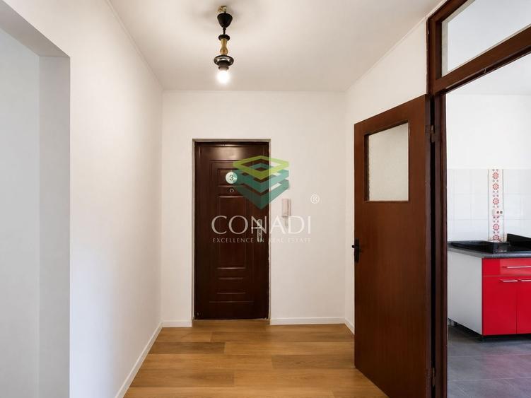 Apartament cu 3 camere decomandat în Dristor