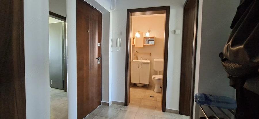 Apartament cu 4 camere decomandat în Olimpia-Stadion