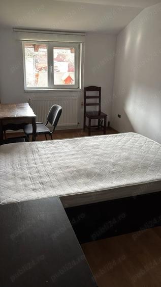 Apartament cu 2 camere semidecomandat în Schei