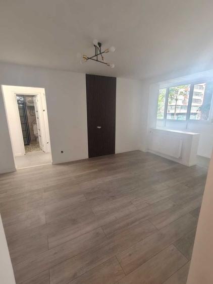 Apartament cu 2 camere semidecomandat, mobilat în Iancului