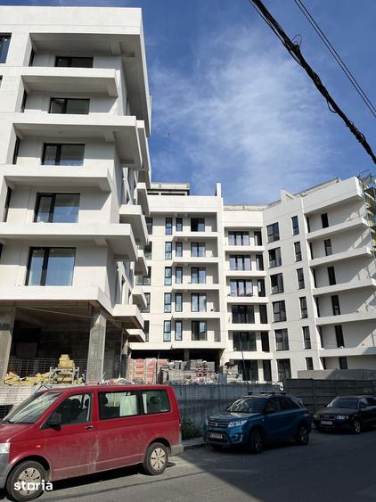Apartament cu 3 camere în Vitan