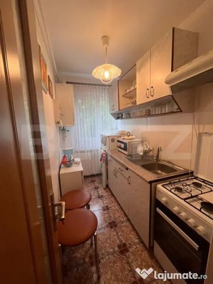Apartament cu 2 camere semidecomandat în Central